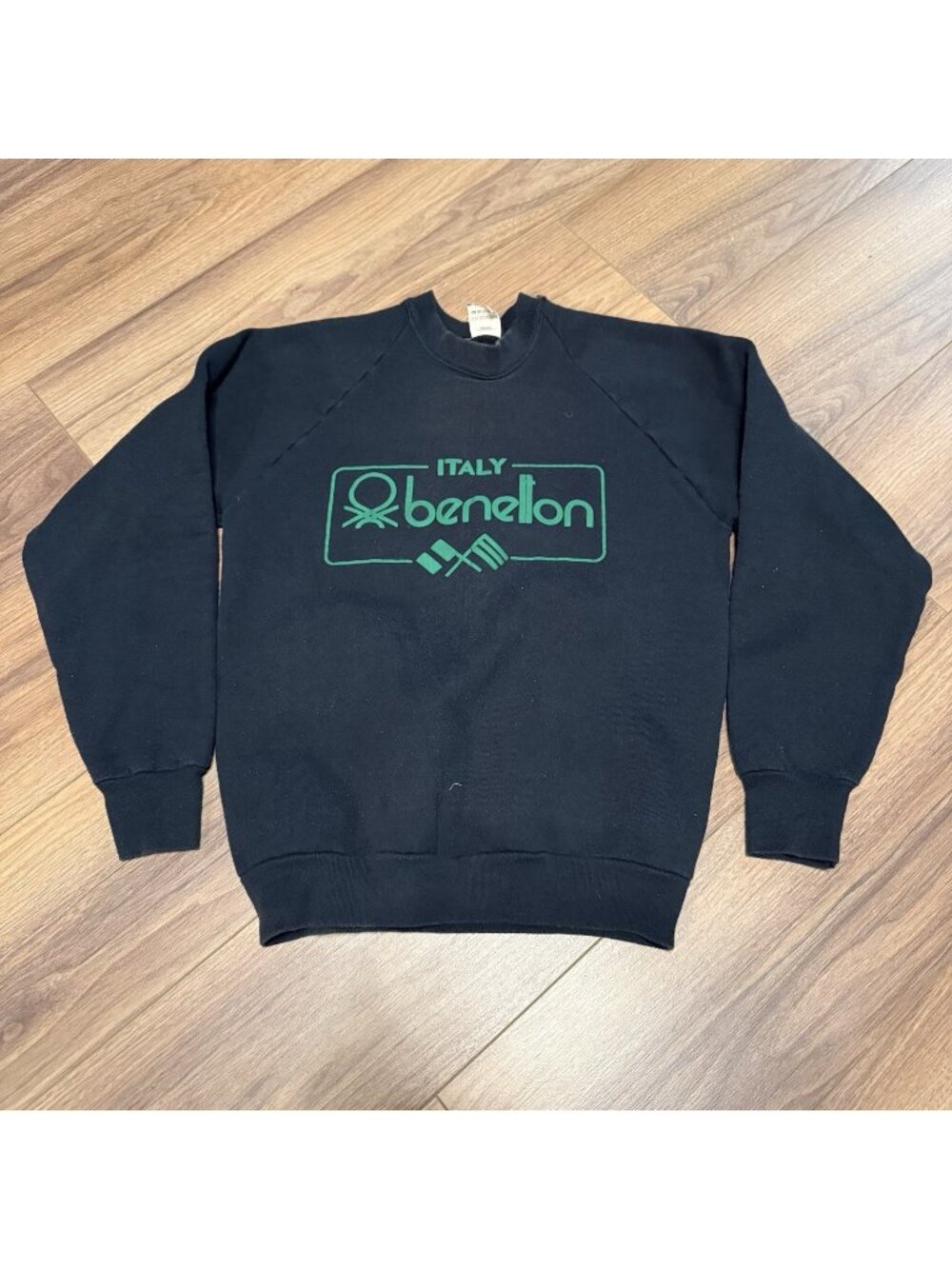 Vintage 80s United Colors of Benetton Italy Sweatshirt Raglan Crew Neck Large